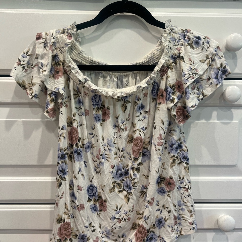 American Eagle Outfitters floral off the shoulder Blouse